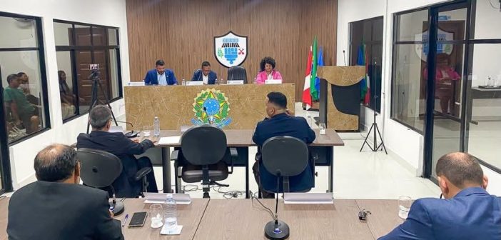 16ª SESSÃO DA CÂMARA DE PIRABAS APROVA REQUERIMENTO, APRESENTA PROJETO SOBRE CORRIDA DE RUA E REGULAMENTAÇÃO DO MOTOTÁXI NO MUNICÍPIO